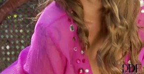 Video for cleavage